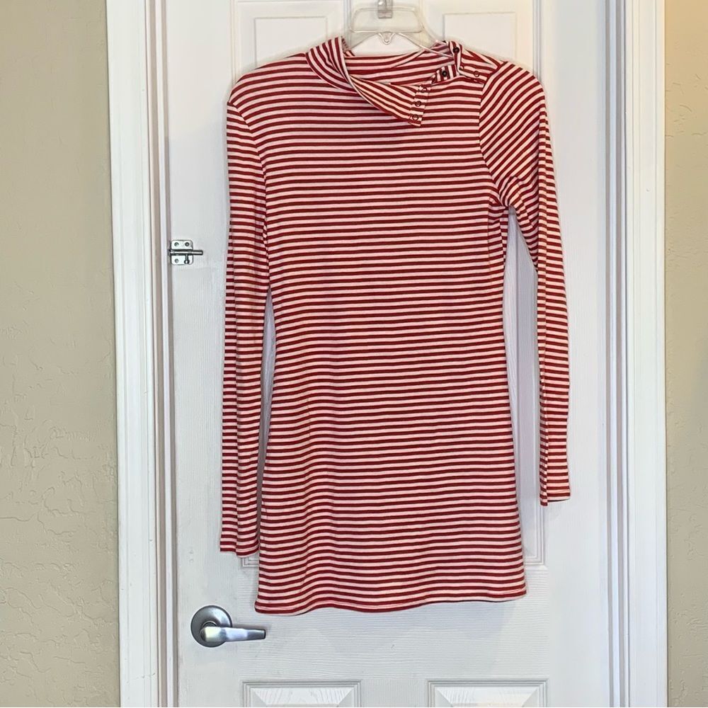 Urban Outfitters Red and White Striped Dress Size Large Snap Neckline